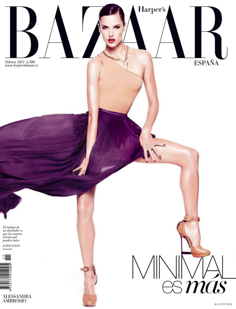 indesign inspiration playful text typography harper's bazaar spain